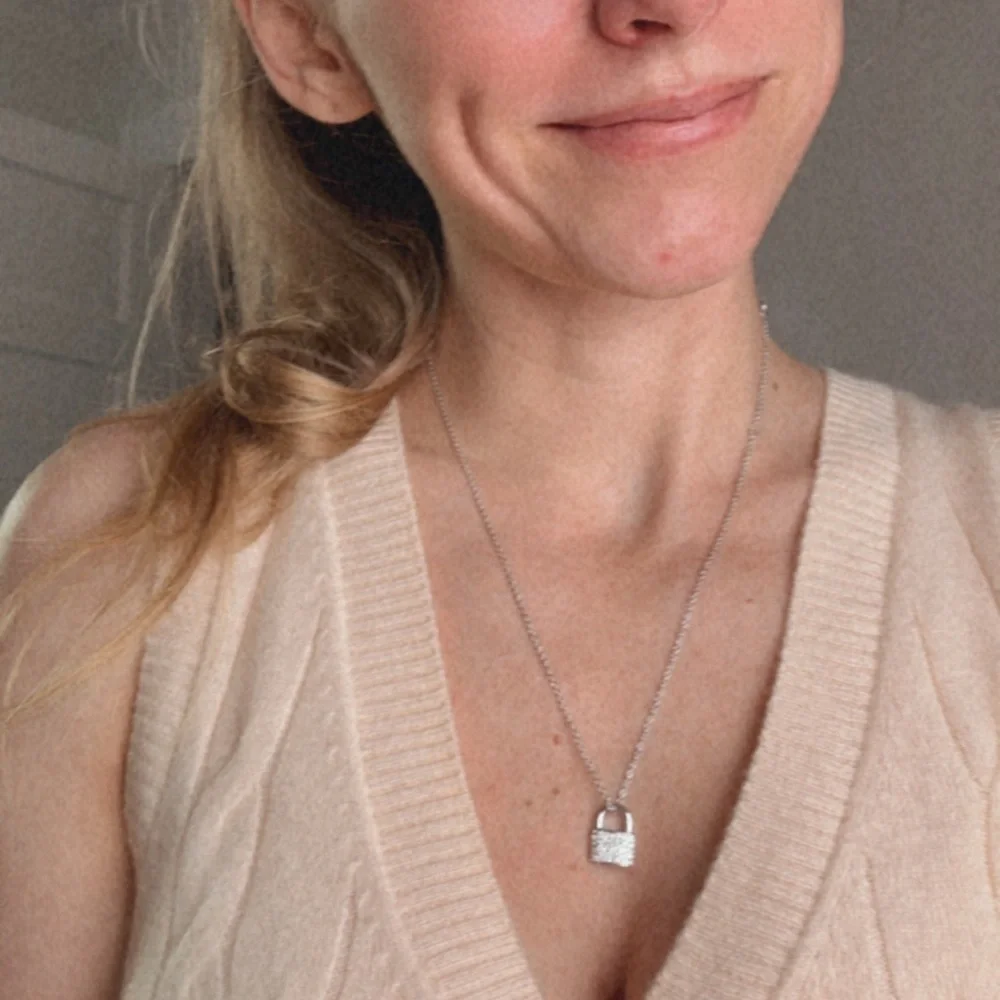 RARE Tiffany & Co. 18k Pave 💎 Diamond Padlock Necklace White Gold - Picture 4 of 9